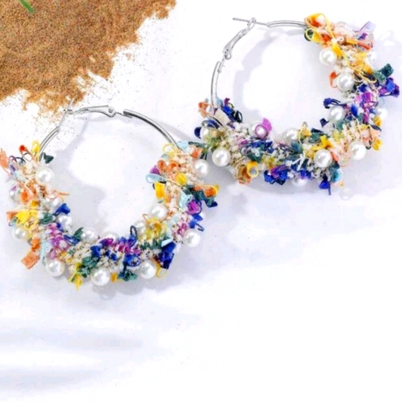 💜HP! Boho Fabric Scrap & Faux Pearl Hoop Earrings New! - Picture 5 of 8
